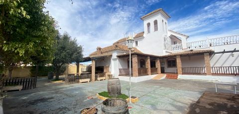 La Zenia es una conocida urbanización de Orihuela costa, en la provincia de Alicante.. La zona se caracteriza por su popularidad, con un gran caudal turístico por su oferta tanto de servicios como de ocio, sin embargo uno de sus principales atractivo...