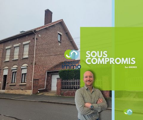 EXCLUSIVITE Cheztoit Immo ! Secteur recherché pour cette jolie maison de ville en brique offrant de beaux volumes : séjour spacieux et aéré avec poêle à bois, cuisine équipée, salle de bains spacieuse, 2 chambres + bureau, grenier aménageable (possib...
